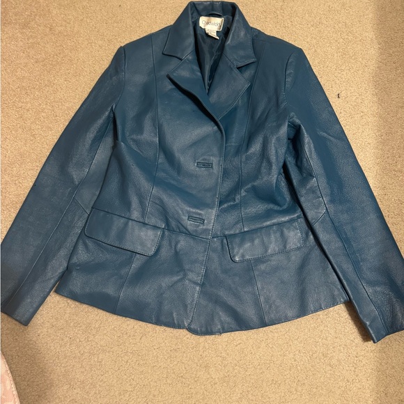 Women’s leather jacket - Picture 2 of 2